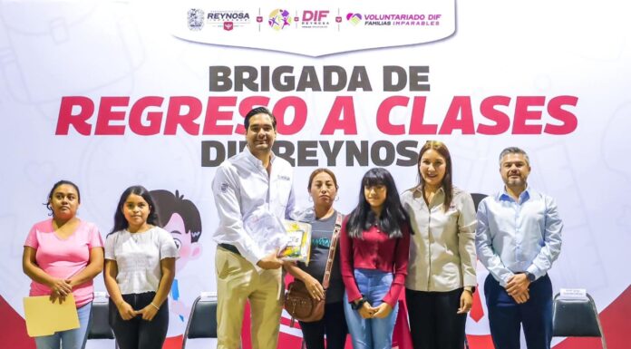 Impulsa educación Carlos Peña Ortiz con Brigada de Regreso a Clases DIF-Reynosa