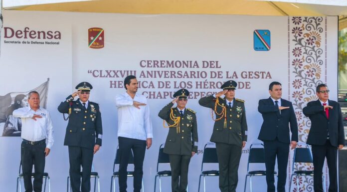 Participó Alcalde Carlos Peña Ortiz con el General Guillermo Arellano Morales en la Ceremonia Homenaje a los Niños Héroes