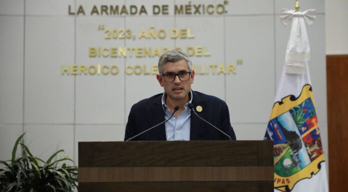 Impulsa Juan Carlos Zertuche, diputado de MC, titulación gratuita en universidades de Tamaulipas