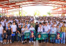 Apoya Carlos Peña Ortiz entrega de Becas de Bachillerato en Reynosa