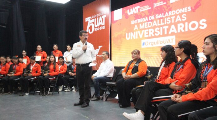 Entrega rector el galardón “Orgullo UAT” tras desempeño histórico de medallistas universitarios
