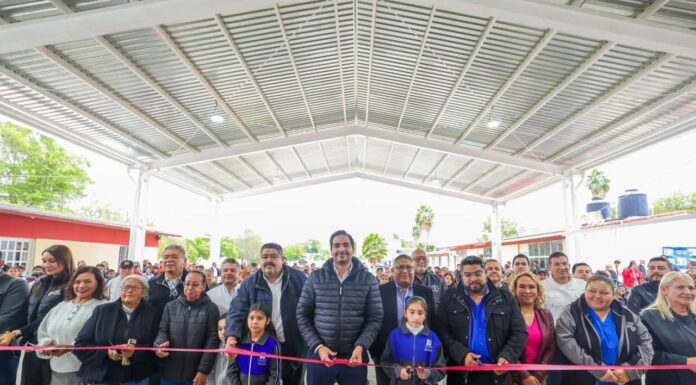 Impulsa Carlos Peña Ortiz a comunidad escolar con más beneficios a la infraestructura