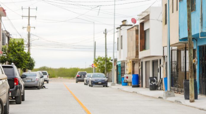 Mejora pavimentación hidráulica la vida de las familias en Lomas del Villar