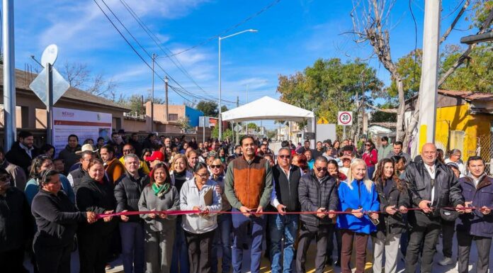 Inauguró Carlos Peña Ortiz pavimentación hidráulica en la Lázaro Cárdenas
