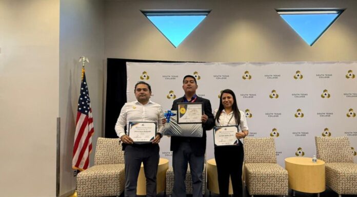 Talento de la UAT conquista certamen de tecnología en Texas