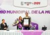Entregó Carlos Peña Ortiz el Premio Municipal de la Mujer 2026 a la Sra. Sonia Maide Faz de Garza Cantú