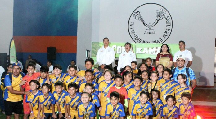 Con gran éxito inaugura Dámaso Anaya el estatal de la Copa Kama’s de fútbol