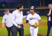 Lanzó Carlos Peña Ortiz la primera bola en el parque López Mateos