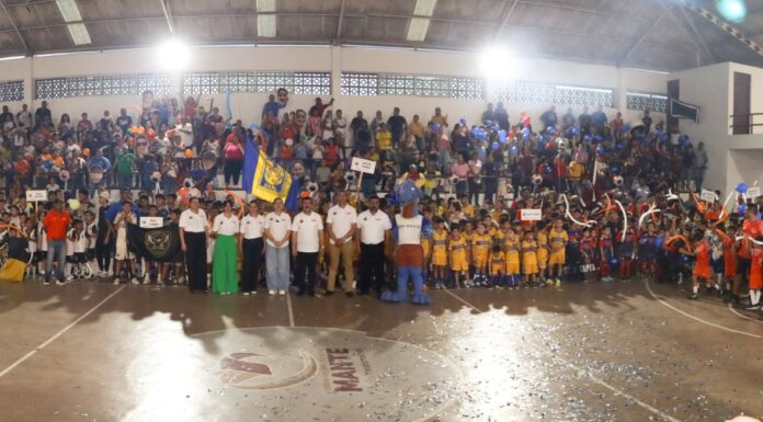Inaugura Dámaso Anaya encuentros deportivos en El Mante