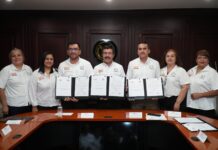 La UAT y el SUTUAT firman convenio de revisión salarial 2026