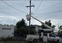Refuerza Gobierno de Carlos Peña Ortiz alumbrado público en Jarachina Norte