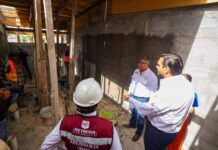 Supervisan construcción de módulos sanitarios en el COBAT 7 de la colonia Revolución Obrera