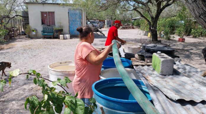 Llevó Gobierno Municipal agua potable a ejidos El Banco y Los Cavazos