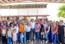 Recibieron familias de La Cañada a Carlos Peña Ortiz y el programa Subsidio del Agua