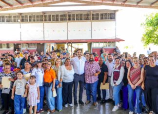 Recibieron familias de La Cañada a Carlos Peña Ortiz y el programa Subsidio del Agua