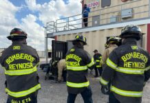 Refuerzan lazos de colaboración en intercambio internacional de bomberos