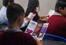 Imparte Gobierno de Carlos Peña Ortiz plática de concientización en la Preparatoria Piaget