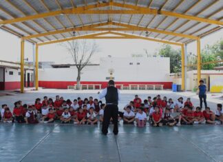 Acercó Gobierno de Carlos Peña Ortiz teatro guiñol a más de 70 alumnos