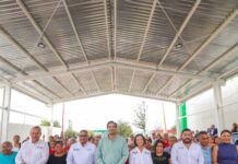 Entregó Carlos Peña Ortiz nueva techumbre a estudiantes y maestros del IRCA Jarachina